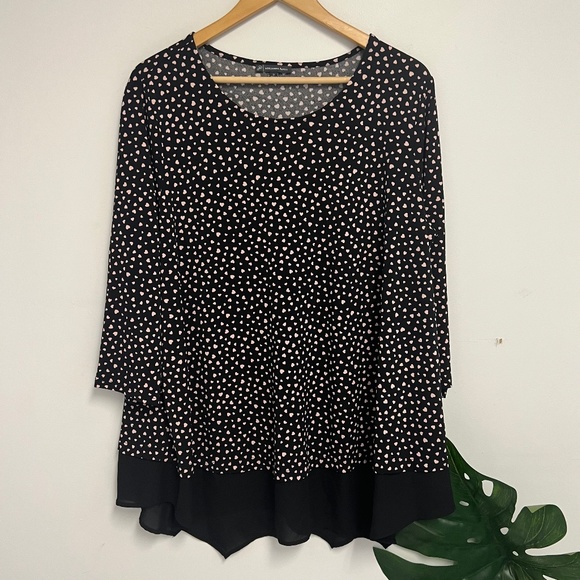 Adrianna Papell Tops - adrianna papell heart blouse